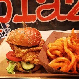 10986200_1510131602619365_1139494066_n