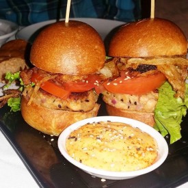 12276903_1647173355536804_412487905_n